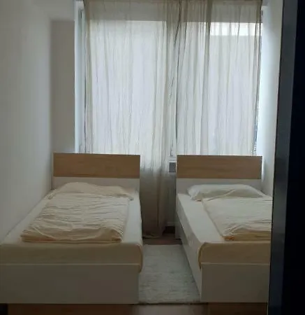 Downtown Boardinghouse Apartment
